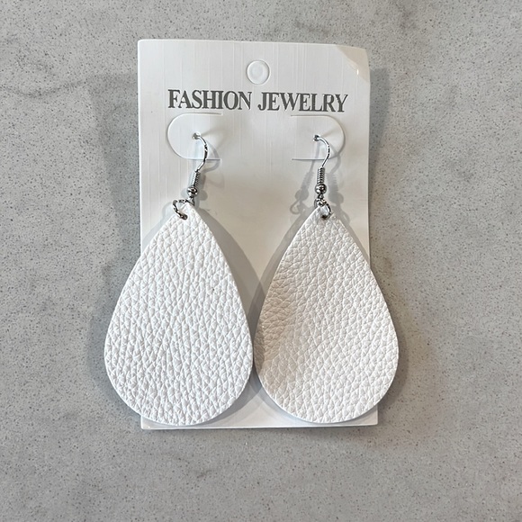 Jewelry - White faux leather 2” dangle earrings - NWT!